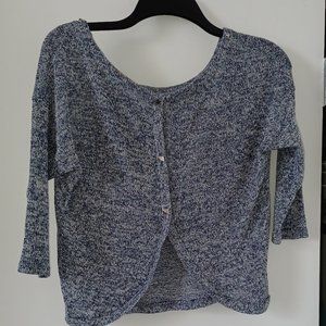 Blu Pepper 3/4 Sleeve Knit Top w/Rivets & Cutout Details in Blue/White Sz S